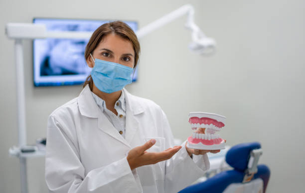 Best Emergency Denture Repair in Gravette, AR